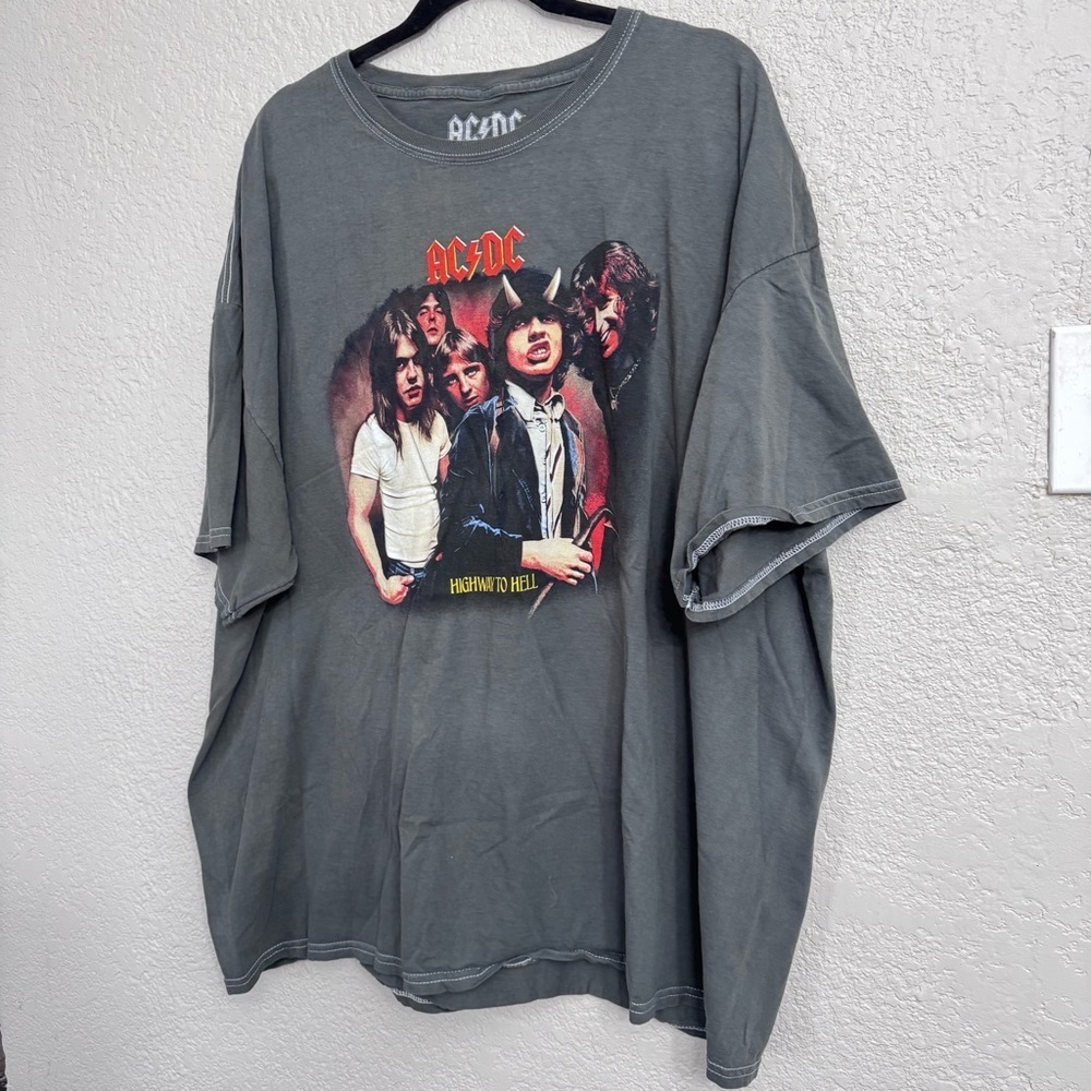 AC/DC Gray Graphic T-Shirt - Size XL - Picture 2 of 5